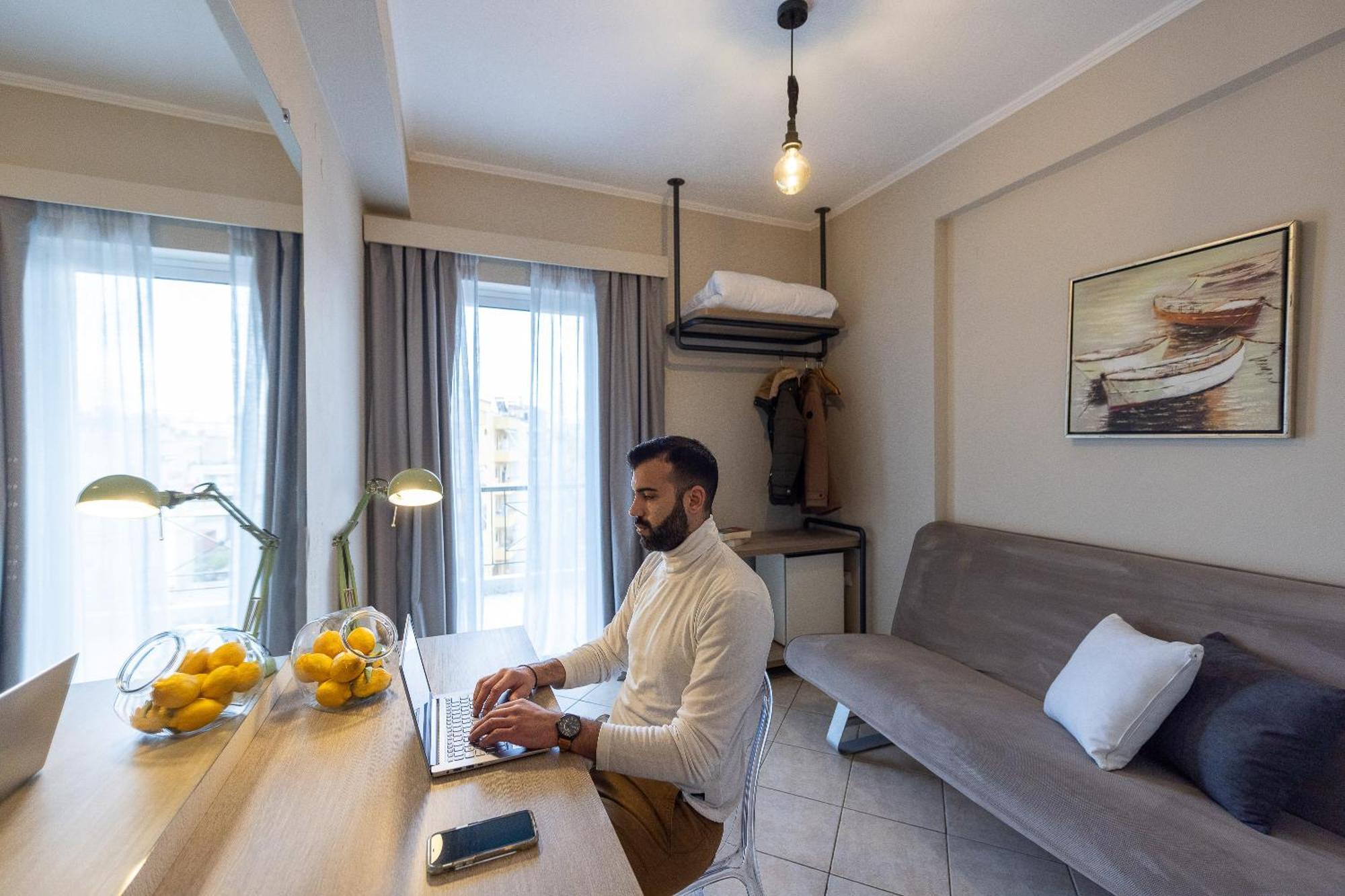 Nantin Hotel Янина Экстерьер фото